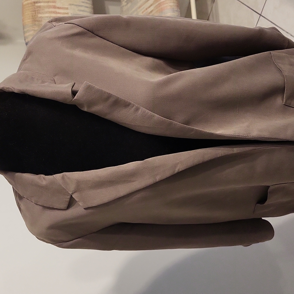 Reitmans button less blazer